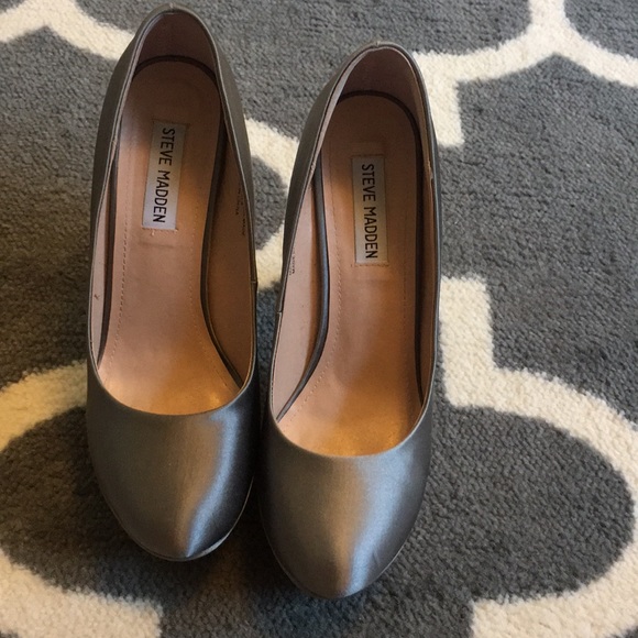 Steve Madden - Picture 3 of 7